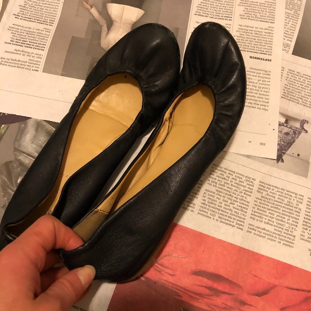 Navy Blue J.Crew ballet flats (size 7.5)